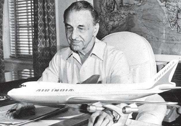जेआरडी टाटा 1929 में भारत के पहले एविएटर और लाइसेंस प्राप्त पायलट थे