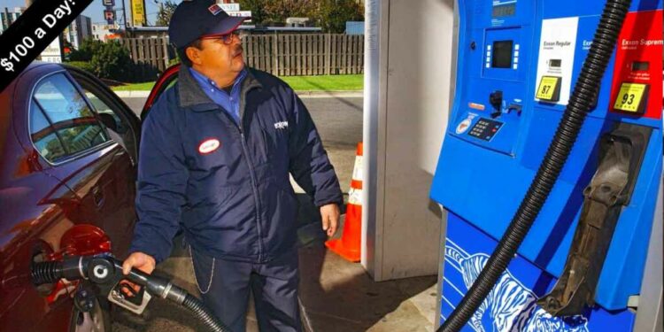 यूएसए में कितना गैस स्टेशन अटेंडेंट कमाते हैं?