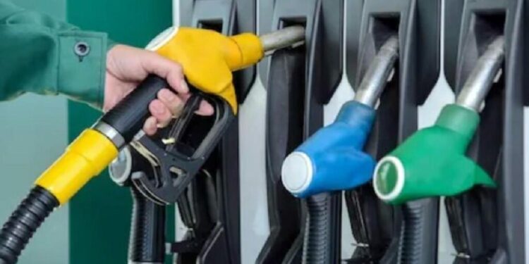 जीएसटी के बाद सस्ता हो सकता है पेट्रोल