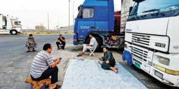 संयुक्त अरब अमीरात में ट्रक ड्राइवर