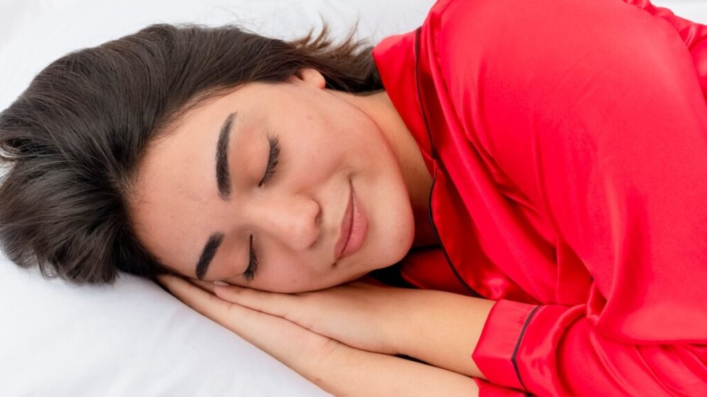 नए साल में सर्वोत्तम नींद पाने के लिए 6 युक्तियाँ
