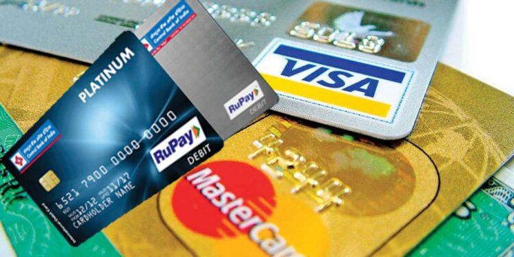 आरबीआई ने वीज़ा, मास्टरकार्ड को कार्ड-आधारित वाणिज्यिक भुगतान रोकने का निर्देश दिया: यहां बताया गया है