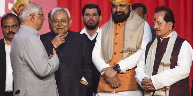 ओपिनियन पोल: क्या बिहार के मुख्यमंत्री पद से नीतीश कुमार के इस्तीफे ने भारतीय गुट को बैकफुट पर धकेल दिया है?