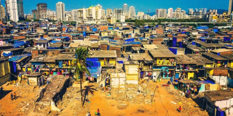 भारत का गरीबी स्तर पांच प्रतिशत से नीचे आया, शहरी-ग्रामीण उपभोग अंतर कम हुआ: नीति आयोग प्रमुख