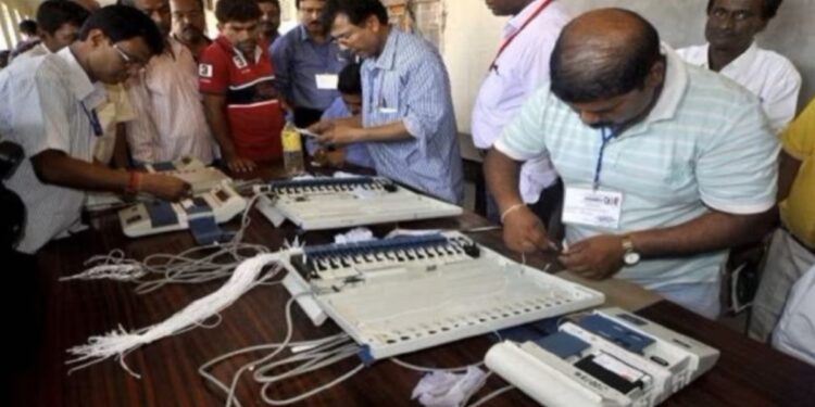 EC द्वारा प्रकाशित चुनावी बांड डेटा की जाँच कैसे और कहाँ करें?  विवरण