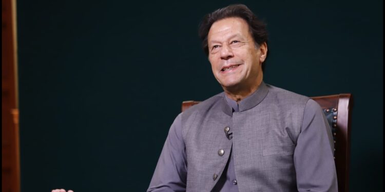 IMF ने इमरान खान की मांगों को किया खारिज, पाकिस्तान के चुनावी विवाद में दखल देने से किया इनकार