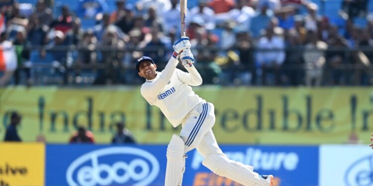 धर्मशाला में भारत ने इंग्लैंड पर दबदबा बनाते हुए अपने चौथे टेस्ट शतक के साथ शुबमन गिल का शानदार प्रदर्शन किया