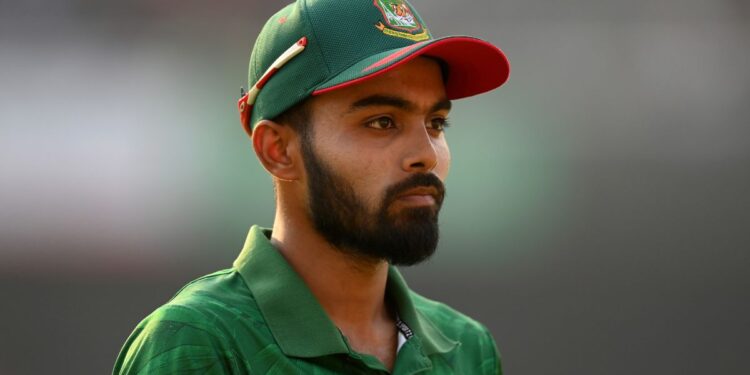 बांग्लादेश ने श्रीलंका के खिलाफ टेस्ट सीरीज के लिए मुशफिकुर रहीम की जगह ली है