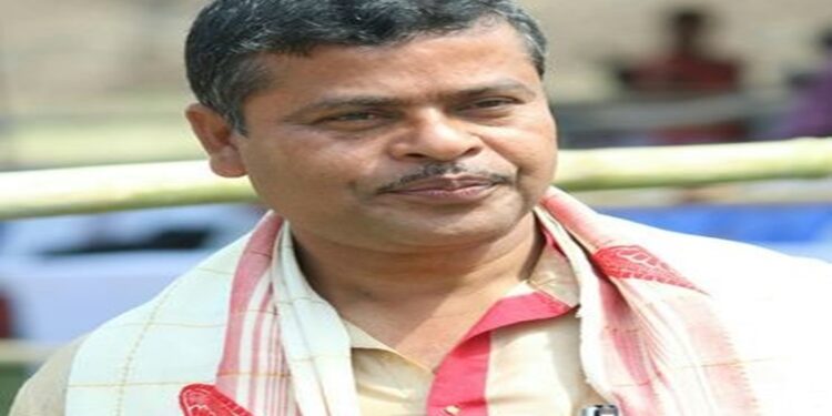 असम बीजेपी ने पार्टी नेतृत्व की आलोचना करने पर पूर्व विधायक अशोक सरमा को कारण बताओ नोटिस जारी किया