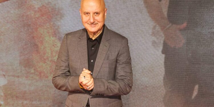 Anupam Kher Office Burglary Case: Mumbai Police Arrests 2 Men For Stealing Film Negatives And Cash Anupam Kher Office Burglary Case: Mumbai Police Arrests 2 Men For Stealing Film Negatives And Cash