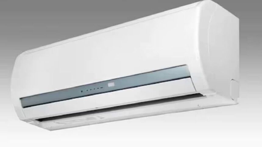 AC Discount Offer: Huge discounts are available on air conditioners, buyers have fun before summer - India TV Hindi