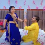 Aamarpali Dubey Hot Romance: Forgetting Nirahua, Amrapali Dubey did a bold romance with Arvind Akela Kallu, you will sweat after watching the video.
