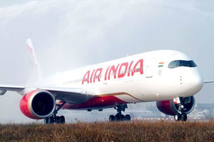 Air India suspends its flights to Tel Aviv, issues alert - India TV Hindi