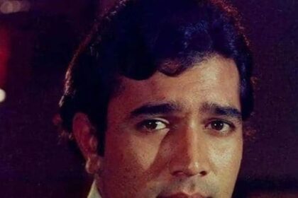 All the heroes used to drink liquor in Bollywood parties, Rajesh Khanna used to drink 2 bottles of liquor.