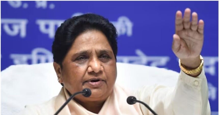 BSP fixed names for 3 Lok Sabha seats, also in the fray in Dadraul Assembly by-election