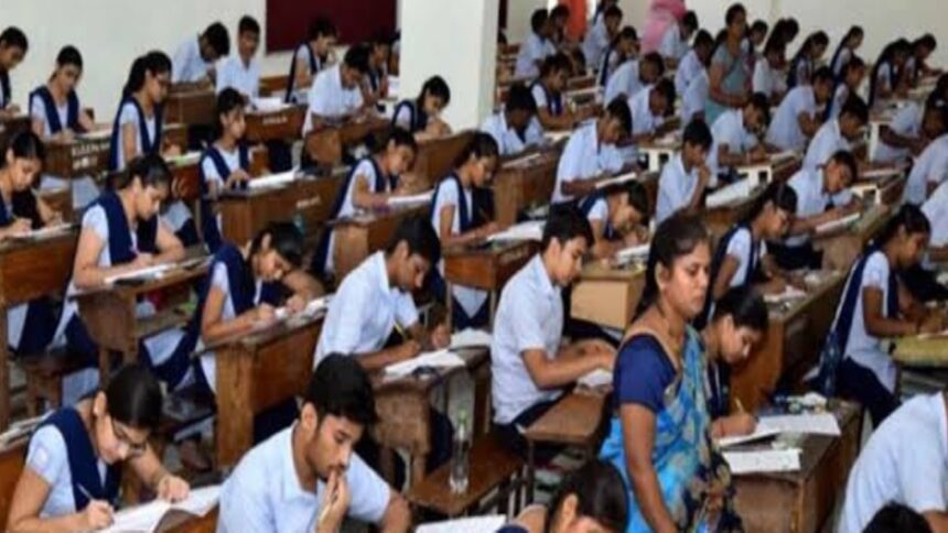 Board Exam: Education Ministry is preparing to take this important decision for the students who do not pass the board exam, complete details are in this news, Education Ministry mulls continuing education of board exam failing students
