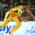 CSK suffered a big blow, Deepak Chahar got injured;  This player entered the playing 11 - India TV Hindi