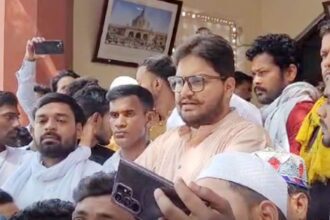 Crowd gathered at Mukhtar Ansari's house on Eid, son Umar said, 'I am sad about my father's death but...'