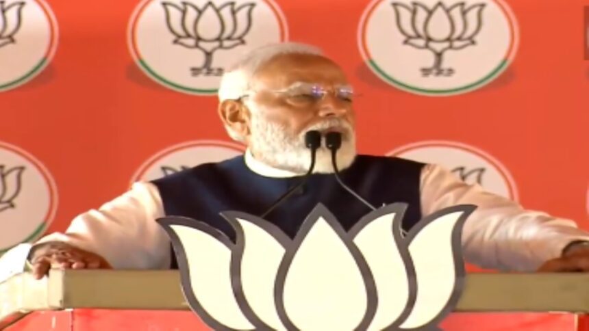 'I have brought hope in 2014, faith in 19 and guarantee in 2024...', PM Modi roared at the opposition from the soil of Assam, know what he said?