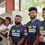 IPL 2024: These 3 LSG players were surrounded by fans at Hazratganj metro station, there was a competition to take selfies.
