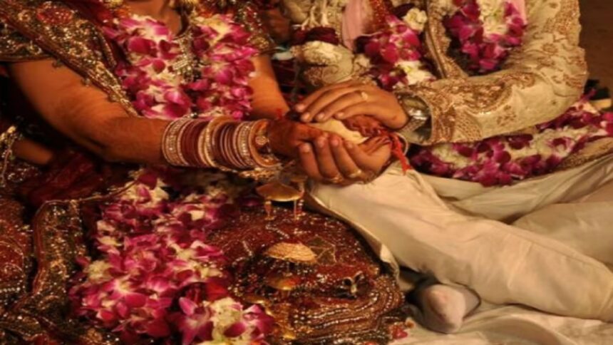 'Kanyadan' is not necessary in Hindu marriage, 'Saat Phere' is necessary - High Court said - India TV Hindi