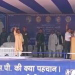 Leaders were missing from Mayawati's stage, BSP chief seen only among guards and workers - India TV Hindi