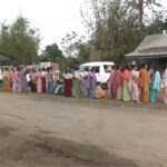 Lok Sabha Elections 2024: Re-polling at 11 booths of Manipur, crowd gathered for voting - India TV Hindi