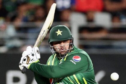 Pak vs Nz: Shock to Pakistan before the third T20, star wicketkeeper out of the team