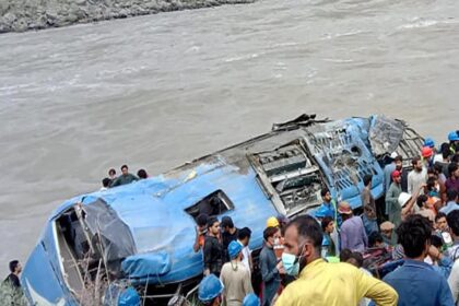 Pakistan: Bus falls into ditch, 17 killed, 38 injured - India TV Hindi