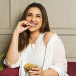 Parineeti Chopra's weight increased by 15 kg due to not pregnancy - India TV Hindi