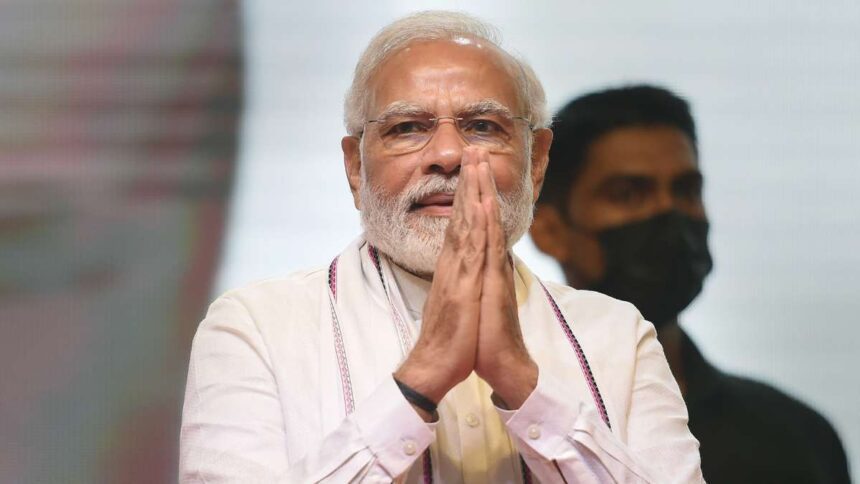 Prime Minister Narendra Modi appealed to voters for record voting - India TV Hindi