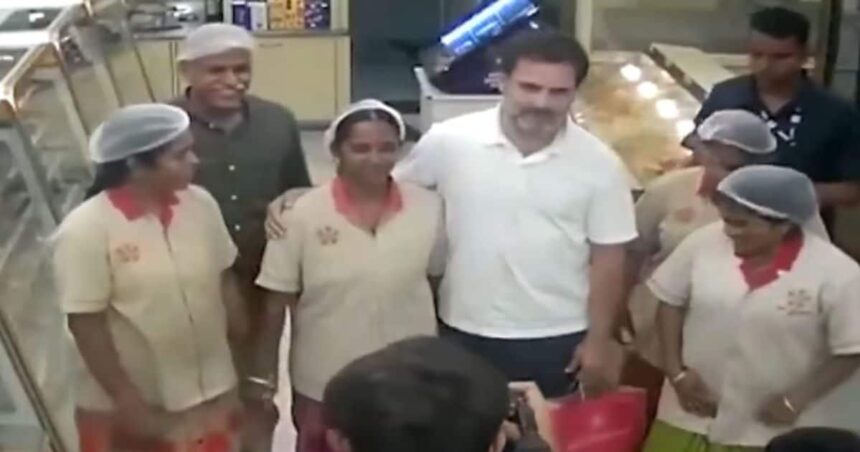Suddenly Rahul Gandhi reached the shop to buy sweets, what happened next...