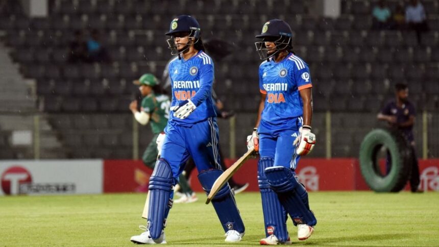Team India registered its second consecutive win, snatched the match from Bangladesh even after scoring 47 runs - India TV Hindi
