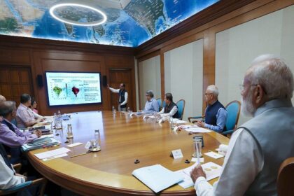 This time the summer will be scorching!  PM Modi held a meeting on preparations to deal with heat wave