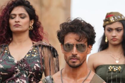 Tiger Shroff impressed with 'Bade Miyan Chhote Miyan', fans are praising his acting, surprised by his comic timing.