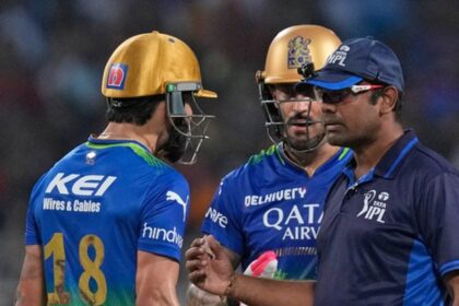 Video: Umpire stopped Kohli near the boundary, argument broke out, Rinku Singh also...