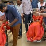 Vijay Sethupathi became a fan of an elderly woman who came to vote on a wheelchair, first touched her feet, then... - India TV Hindi
