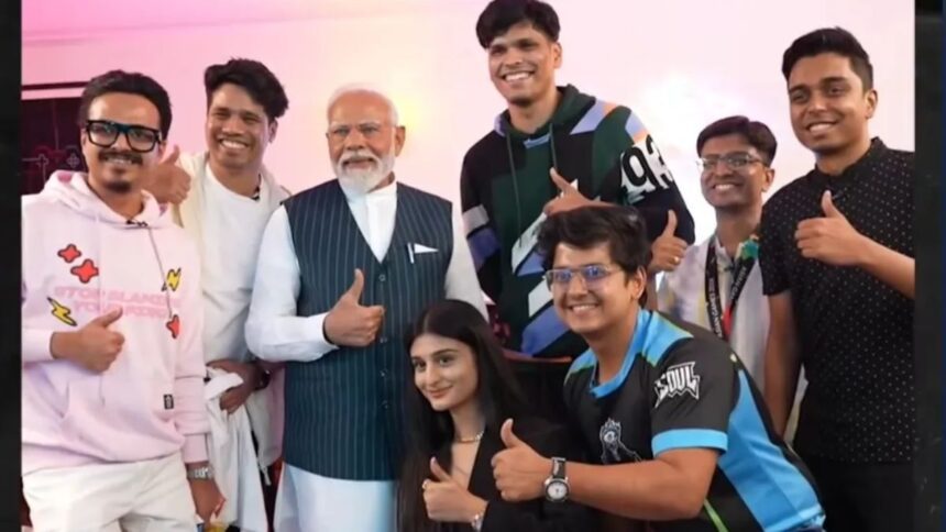 You will be surprised to know the number of subscribers of the gamers whom PM Modi met - India TV Hindi