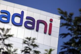Adani Group will enter UPI-digital payment and credit card business - India TV Hindi