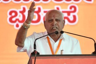 After casting his vote, Yediyurappa said, 'We are going to win 25-26 seats' - India TV Hindi