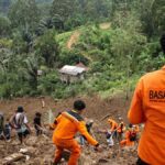 Along with Brazil, severe floods and landslides created havoc in Indonesia too, 14 deaths - India TV Hindi