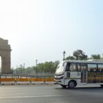 Book a seat on a bus on your favorite route through Uber App, you will get 'live location' and route information - India TV Hindi
