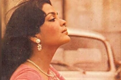 Cigarette in hand and dimple by side, Zeenat Aman shared throwback photo, along with disclaimer - India TV Hindi