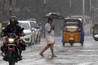 Heavy rain forecast in five districts of Kerala, Meteorological Department issues 'red alert' - India TV Hindi