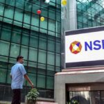 NSE reduced tick size for select stocks to this much to raise cash - India TV Hindi