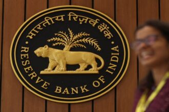 RBI Deputy Governor warned non-banking financial companies, gave this advice - India TV Hindi