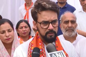 Road show in 47 degrees... and asking for bail on the pretext of ill health: Anurag Thakur - India TV Hindi