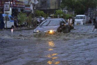Sudden flood in Afghanistan kills 15 people including 10 members of a family - India TV Hindi
