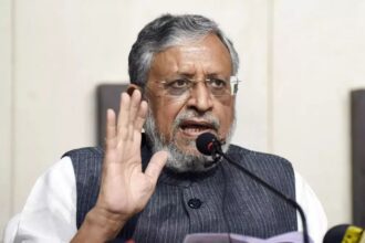 Sushil Modi, who was suffering from cancer, passed away, all the leaders including PM Modi, Lalu, Tejashwi expressed their grief by tweeting - India TV Hindi