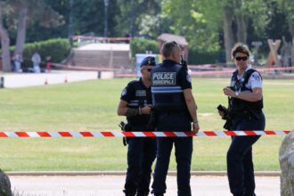 The gunman who was about to set fire to a Jewish place of worship in France was killed - India TV Hindi